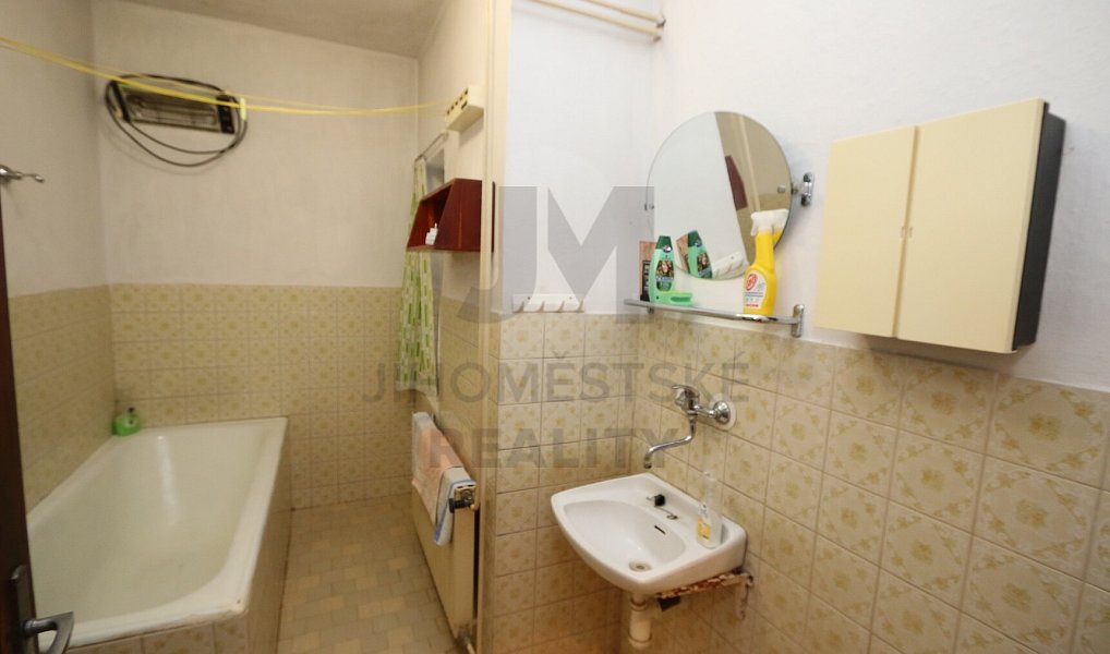 Prodej domu 150 m² s pozemkem 1 828 m², Lysice – náhled fotky 21