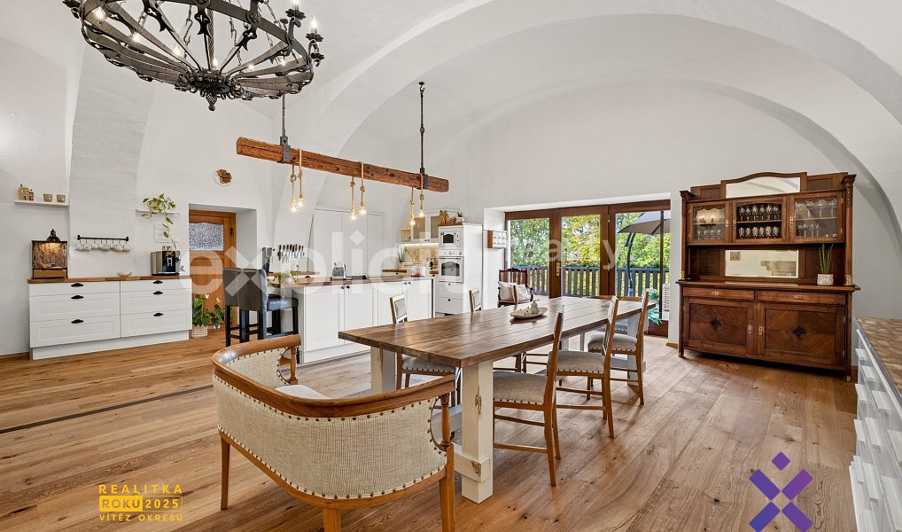 Prodej domu 1 025 m² s pozemkem 4 452 m², Jemnice – náhled fotky 11