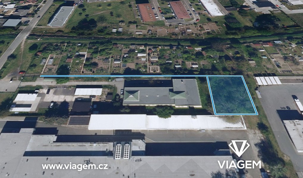 Prodej komerčního pozemku 869 m², Hradec Králové – náhled fotky 2