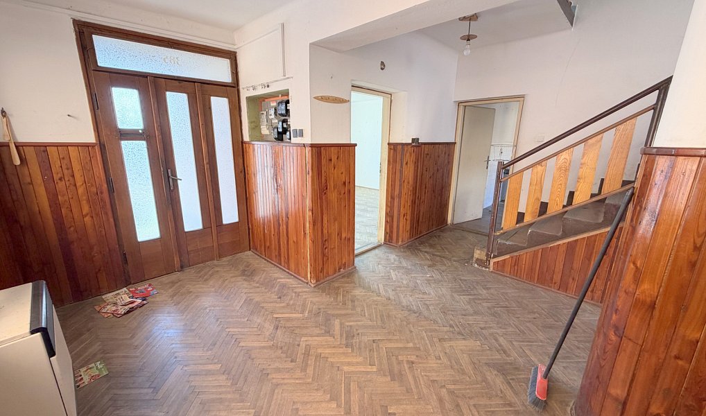 Pronájem domu 150 m² s pozemkem 1 406 m², Hluk – náhled fotky 13