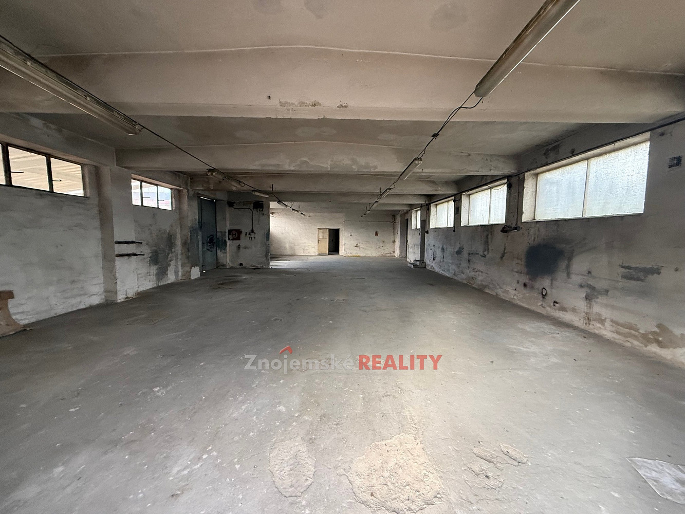 Pronájem skladovacích prostor 248 m² – pohled 3