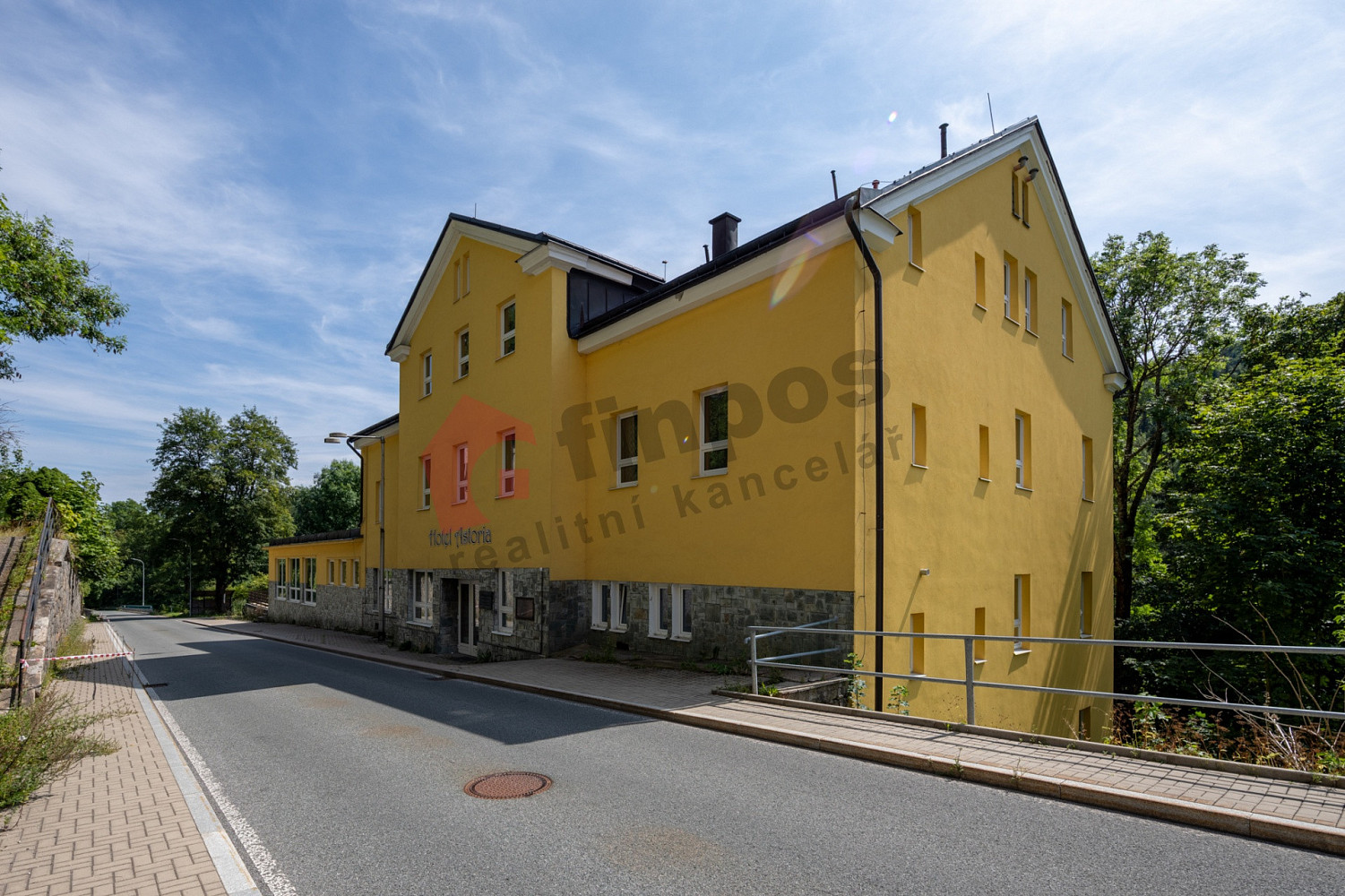 Prodej ubytovacího objektu 1 709 m²