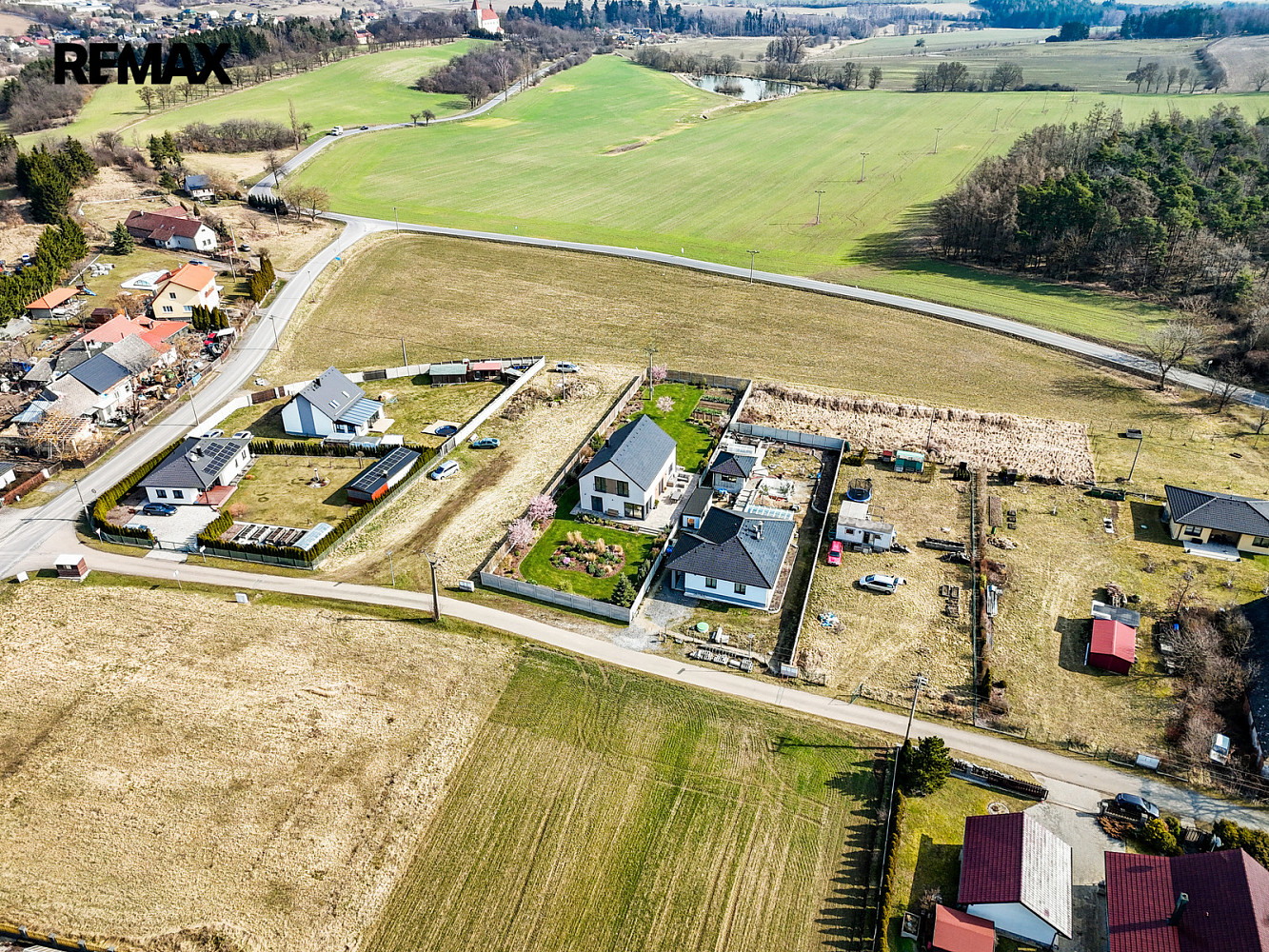 Prodej stavebního pozemku 1 519 m²