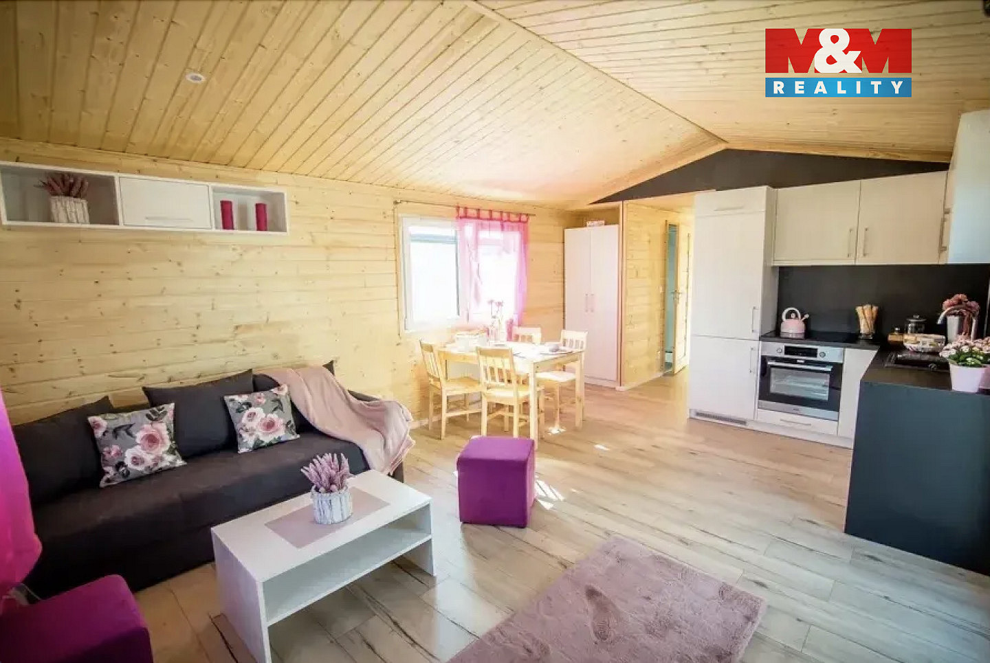 Prodej domu 57 m² s pozemkem 878 m² — photo 2