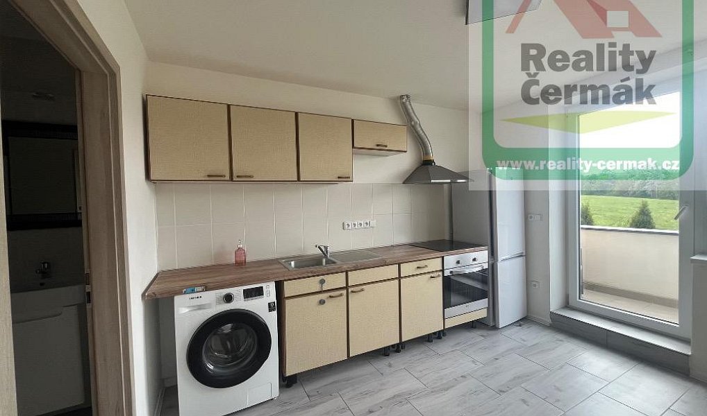 Pronájem bytu 1+1 40 m², Domažlice – náhled fotky 2