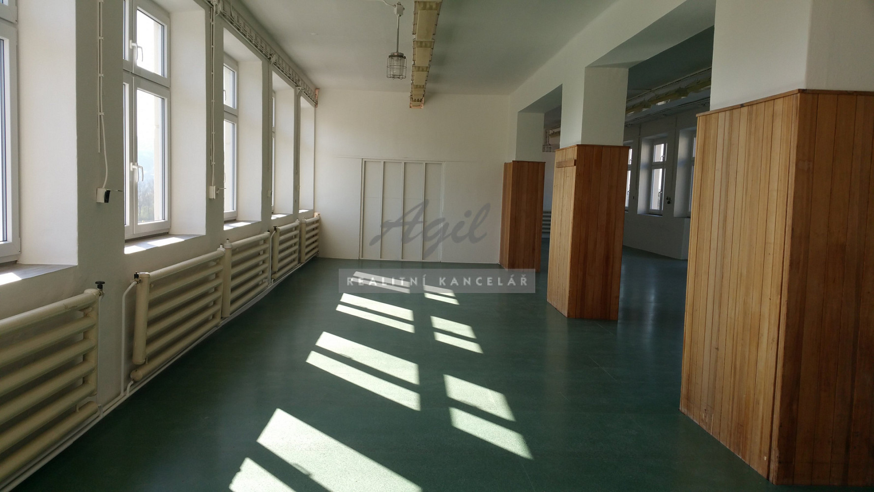 Pronájem výrobních prostor 270 m² – fotografie 4