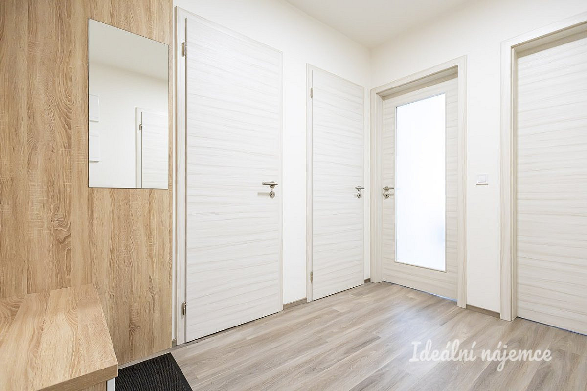 Pronájem bytu 2+kk 50 m² — photo 3