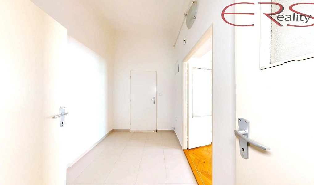 Pronájem bytu 2+kk 68 m², Liberec – náhled fotky 13