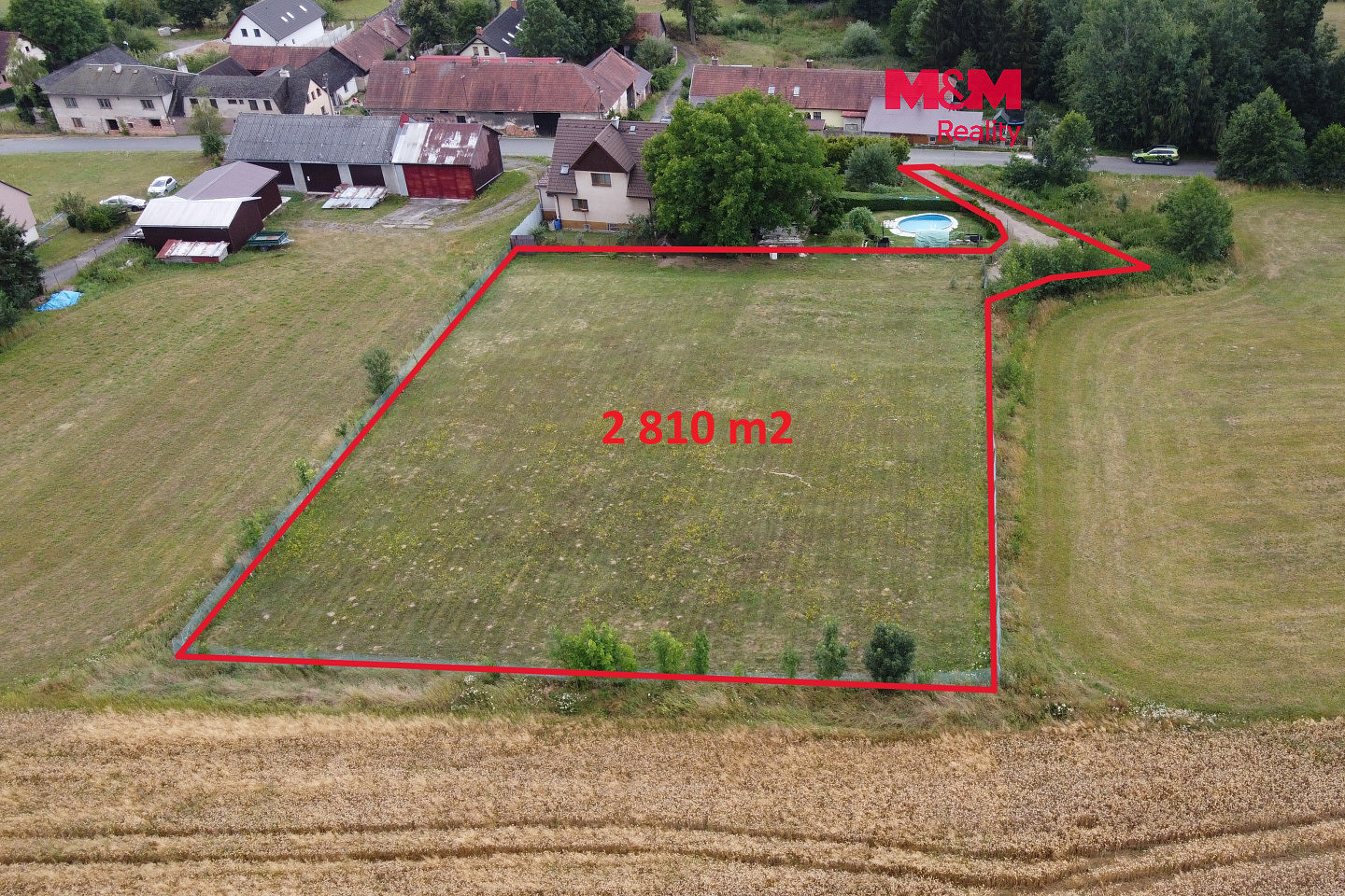 Prodej stavebního pozemku 2 810 m²