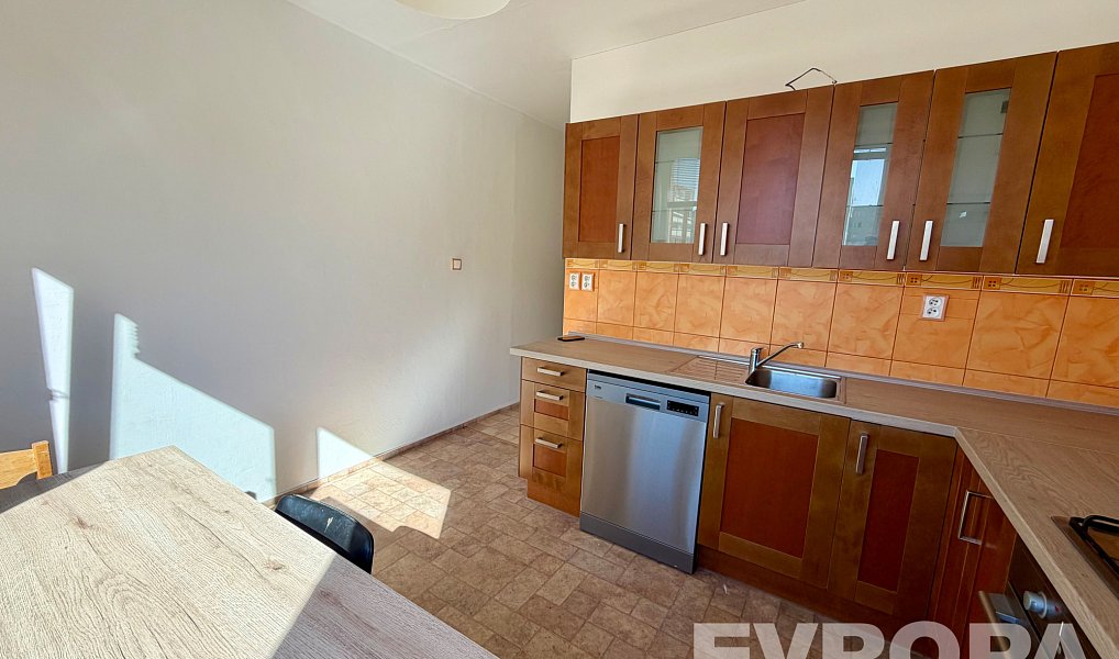 Prodej bytu 2+1 62 m², Bruntál – náhled fotky 7