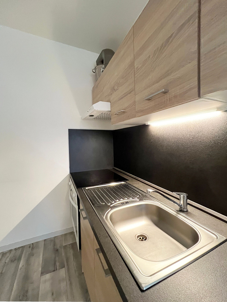 Pronájem bytu 2+kk 40 m² – fotografie 3