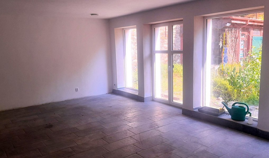 Prodej domu 290 m² s pozemkem 740 m², Nižbor – náhled fotky 10