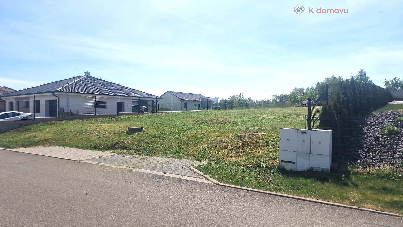 Prodej stavebního pozemku 684 m² – fotografie 2