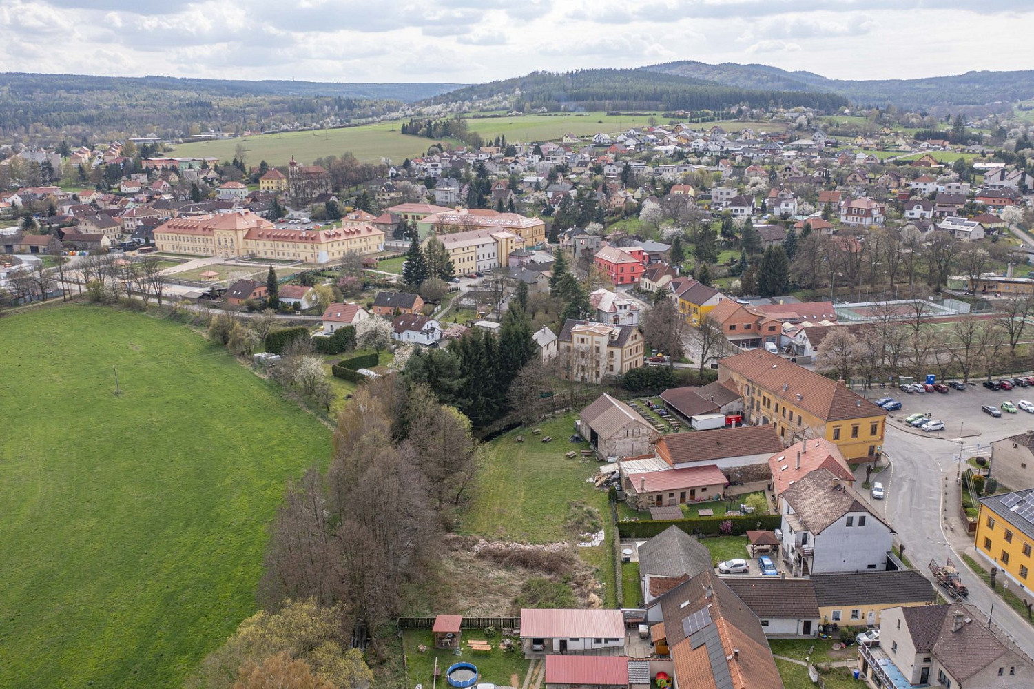 Prodej stavebního pozemku 2 314 m² – další