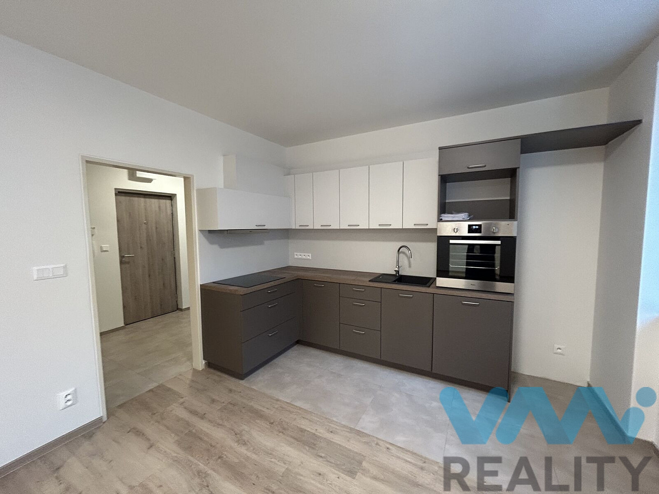 Pronájem bytu 2+kk 56 m² – pohled 5