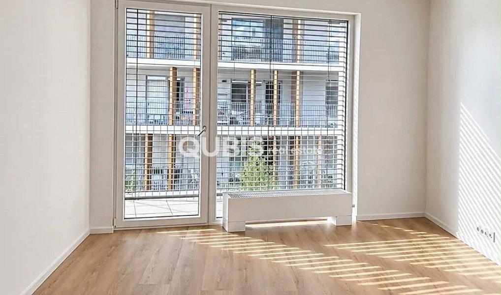Pronájem bytu 2+kk 69 m², Praha – náhled fotky 2