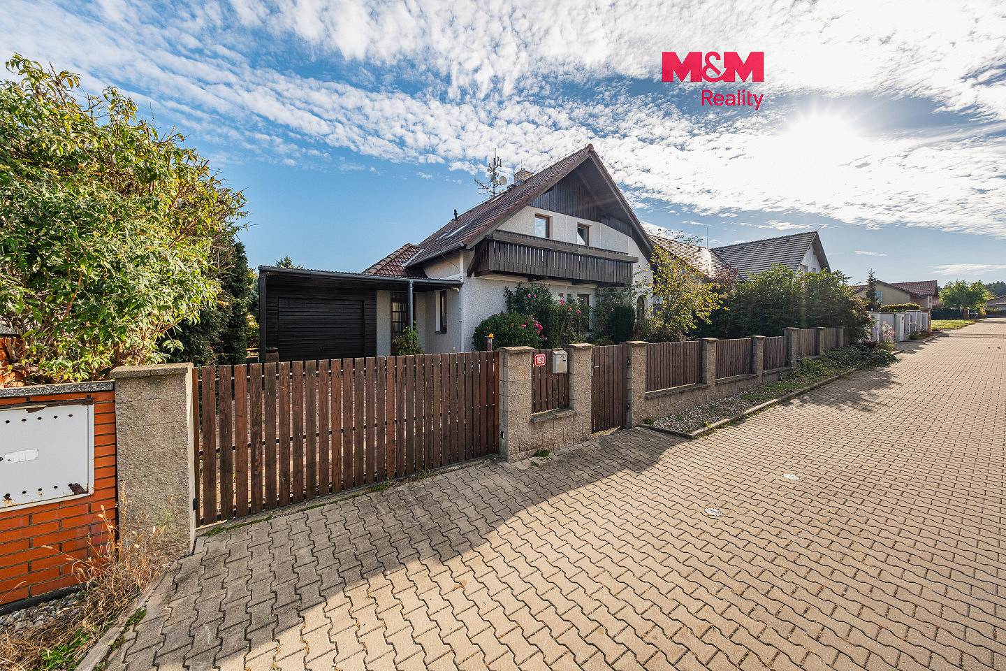 Pronájem domu 140 m² s pozemkem 735 m²