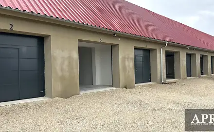 Pronájem garážových boxů Újezdec u Osvětiman, Újezdec, okres Uherské Hradiště