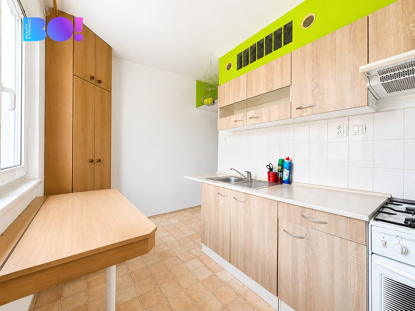 Pronájem bytu 2+1 52 m² – pohled 3