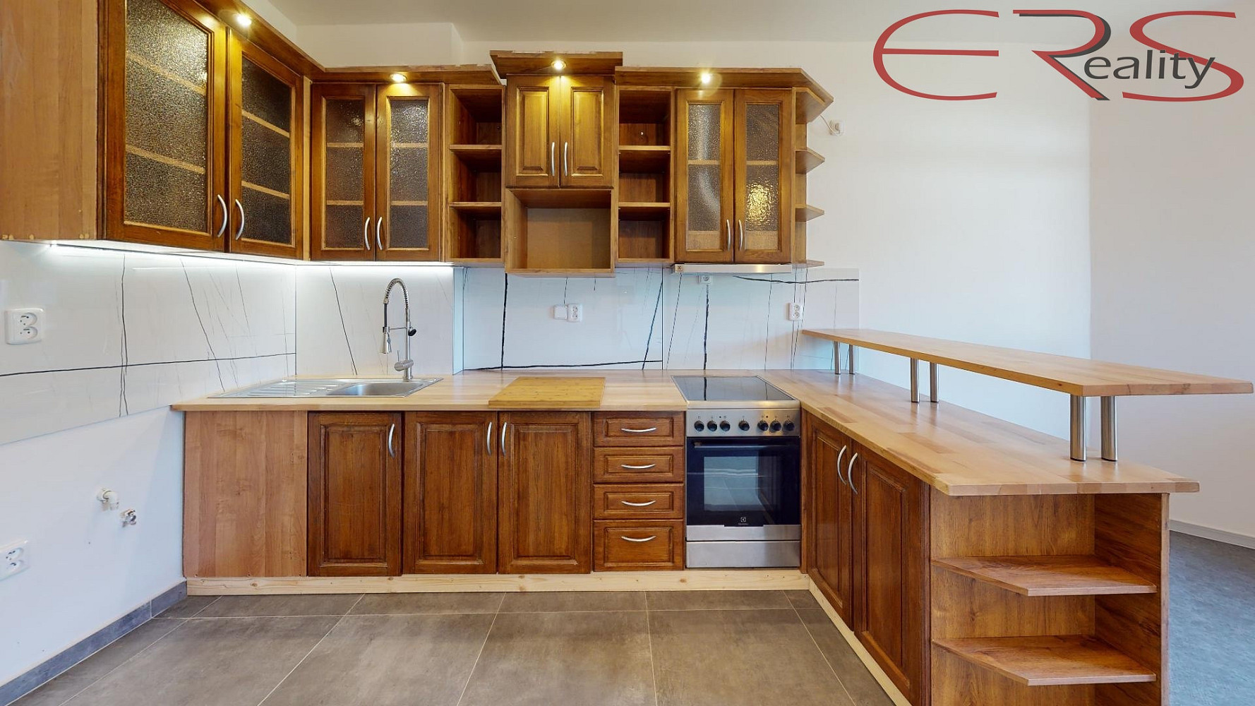 Prodej bytu 2+kk 43 m² – fotografie 2