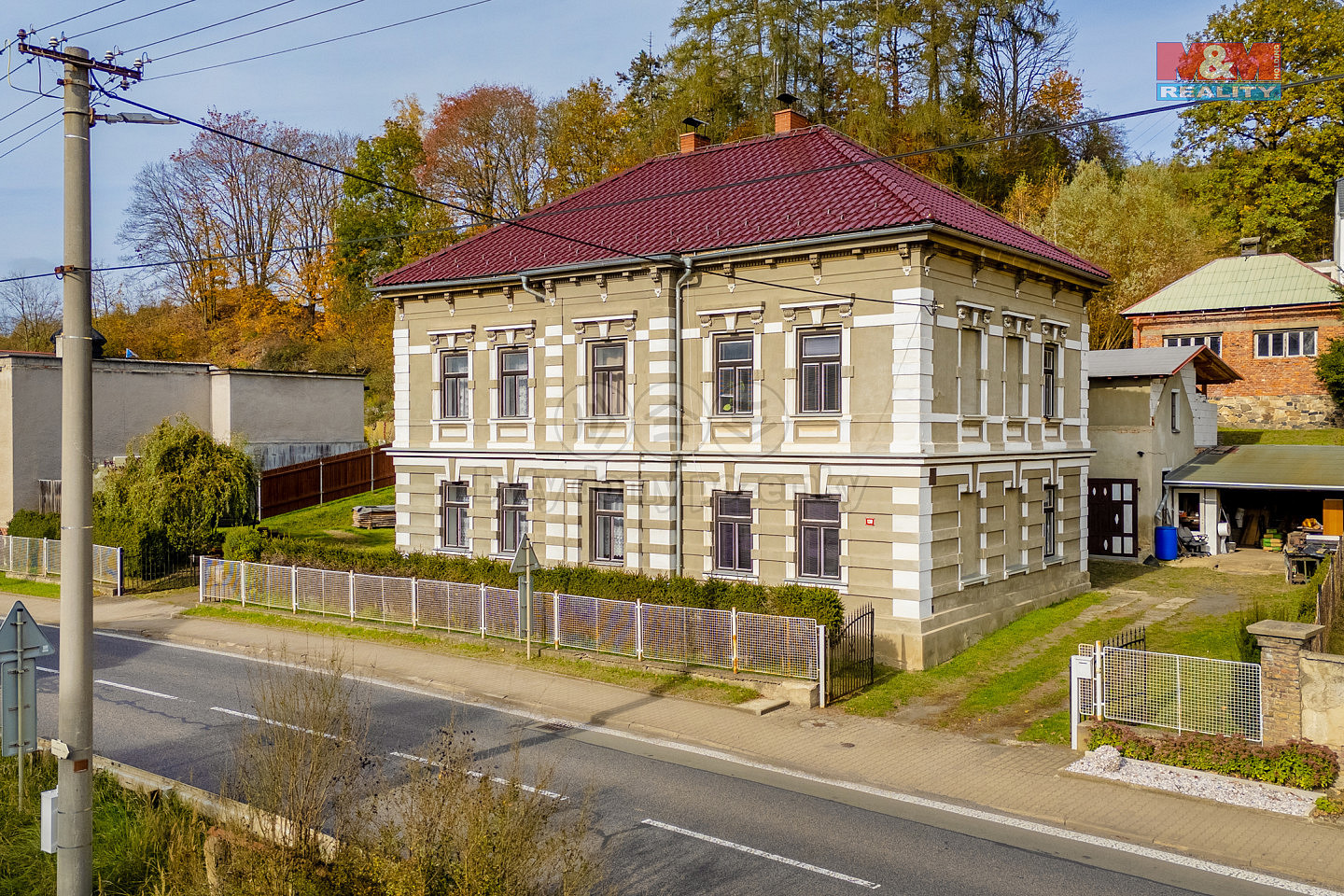 Prodej domu 276 m² s pozemkem 1 424 m² — photo 2