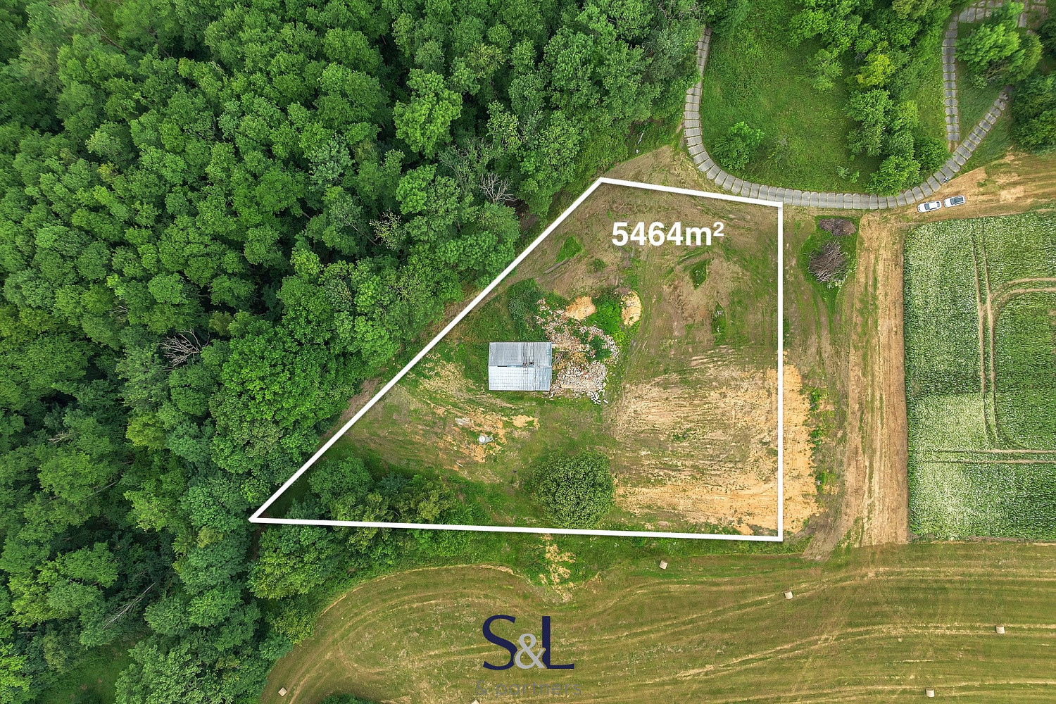 Prodej stavebního pozemku 5 464 m² – fotografie 3