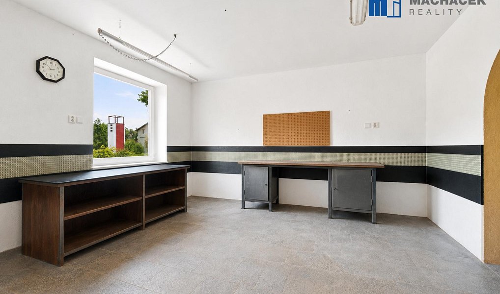 Prodej domu 350 m² s pozemkem 207 m², Dubí – náhled fotky 12