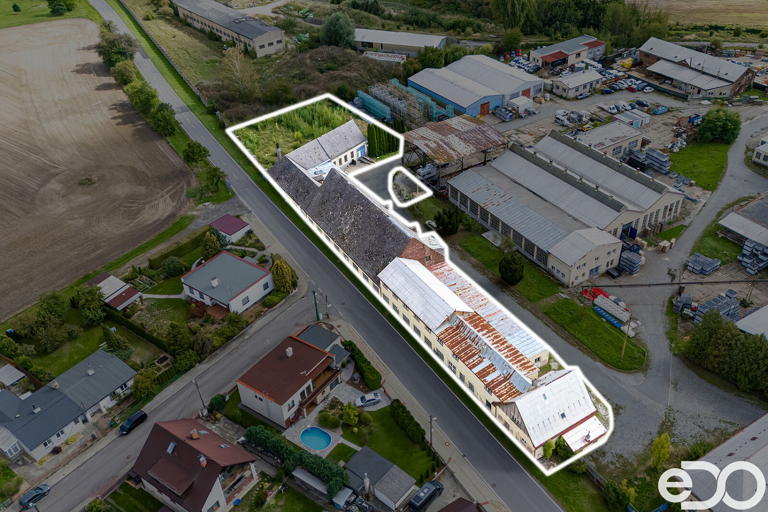 Prodej skladovacích prostor 2 000 m²