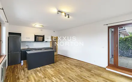 Pronájem bytu 2+kk 54 m², V bytovkách, Praha 10 - Uhříněves