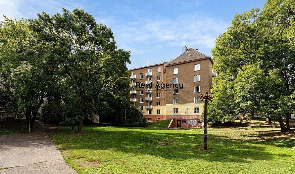 Prodej bytu 2+1 62 m², Praha – náhled fotky 19