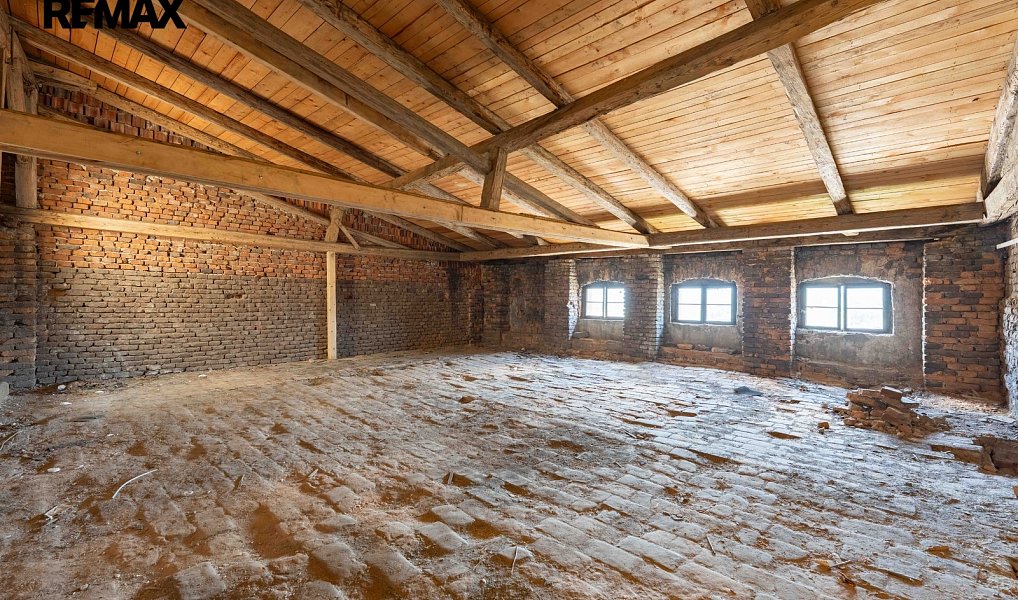 Prodej nájemního domu, činžáku 700 m², Frýdek-Místek – náhled fotky 9