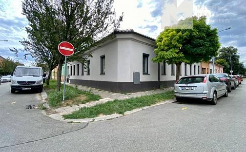 Prodej domu 258 m² s pozemkem 328 m², Čelakovského, Brno - Židenice