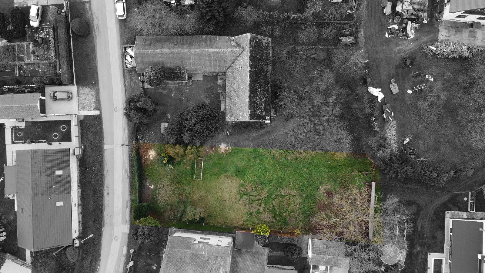 Prodej stavebního pozemku 750 m² – fotografie 2