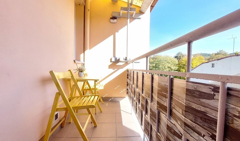 Prodej bytu 2+kk 55 m², Karlovy Vary – náhled fotky 2