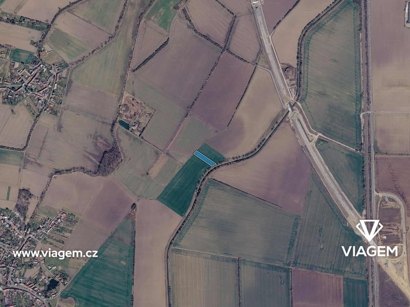 Prodej pole 1 033 m² – pohled 3