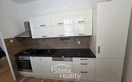 Prodej bytu 3+1 63 m², Jesenická, Vrbno pod Pradědem, okres Bruntál