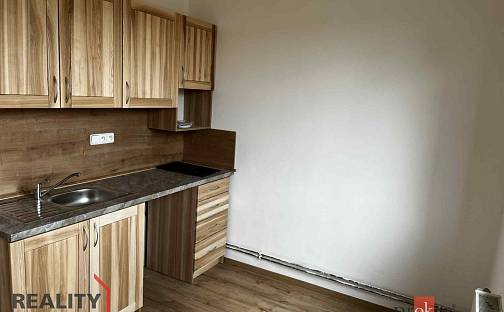 Pronájem bytu 1+kk 16 m², Horní Benešov, okres Bruntál