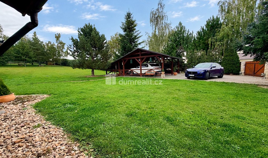 Prodej domu 200 m² s pozemkem 2 055 m², Žeranovice – náhled fotky 5
