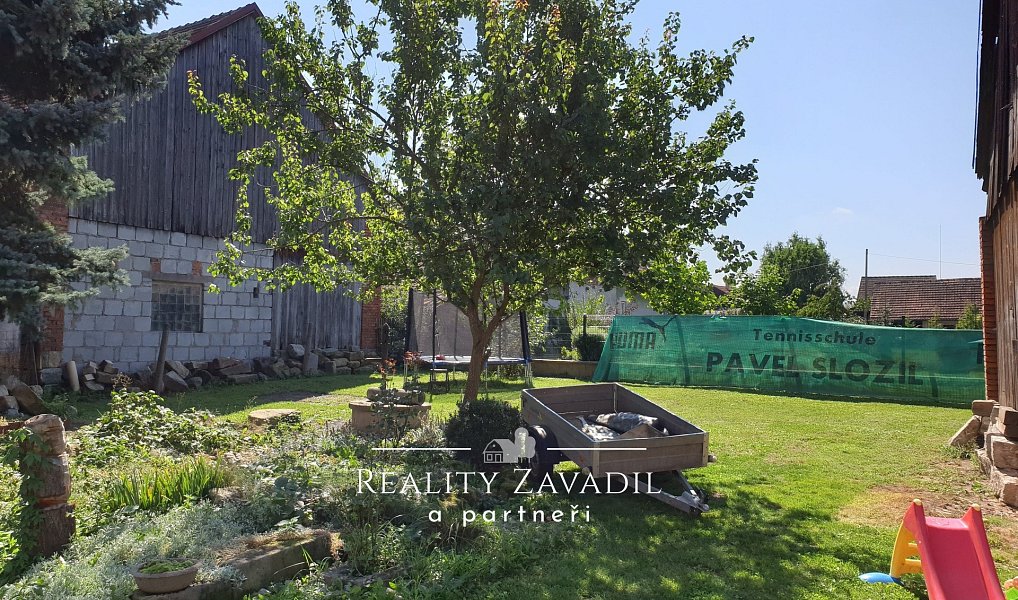 Prodej domu 110 m² s pozemkem 1 021 m², Lískovice – náhled fotky 12