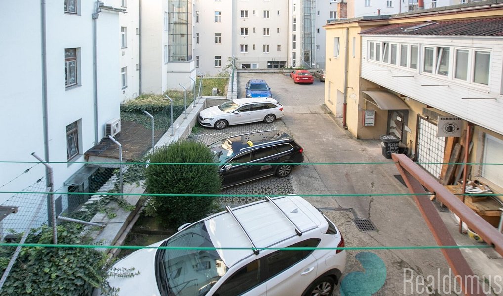 Prodej bytu 3+kk 82 m², Praha – náhled fotky 16