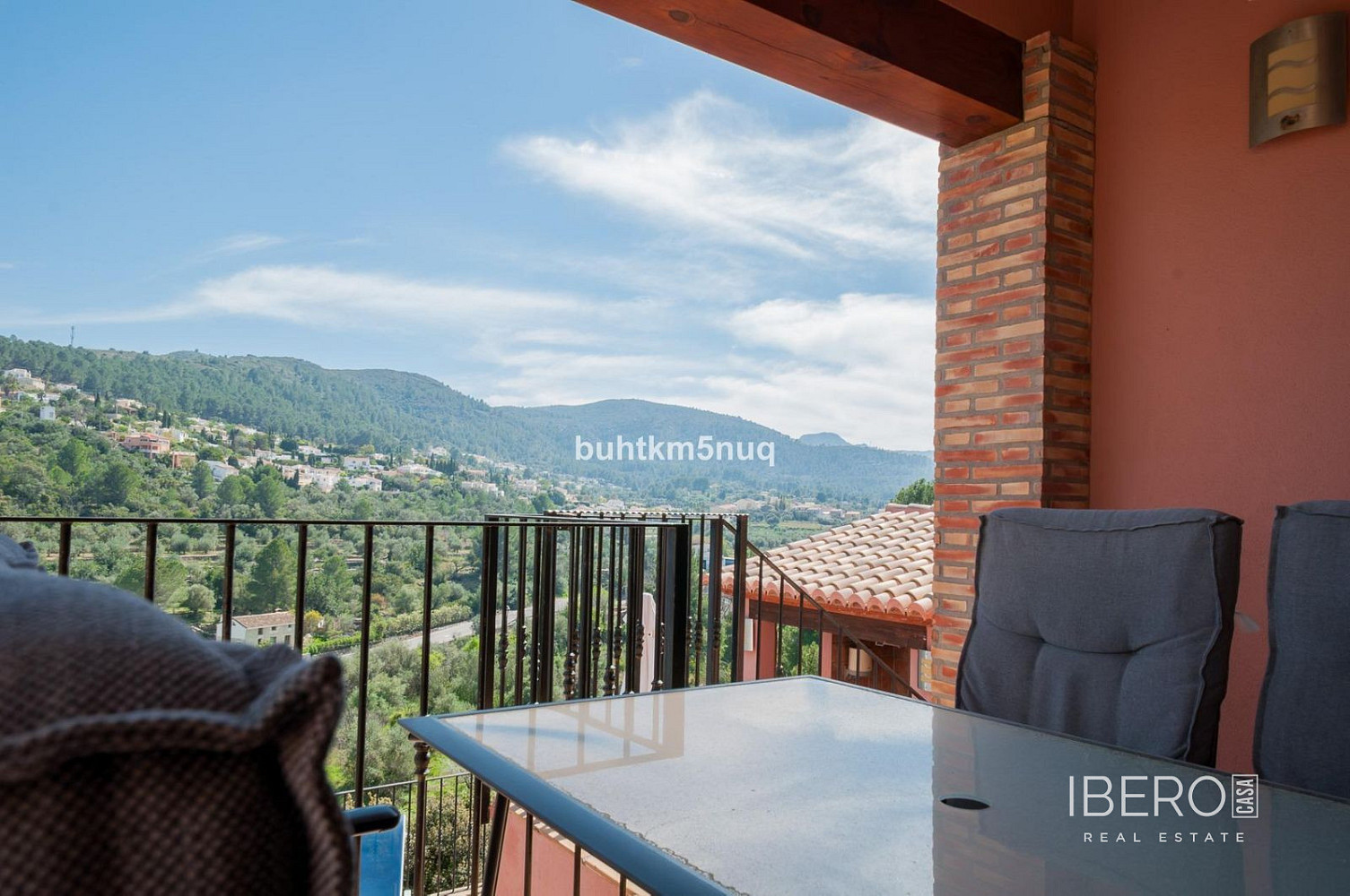 Prodej domu 225 m² s pozemkem 637 m²