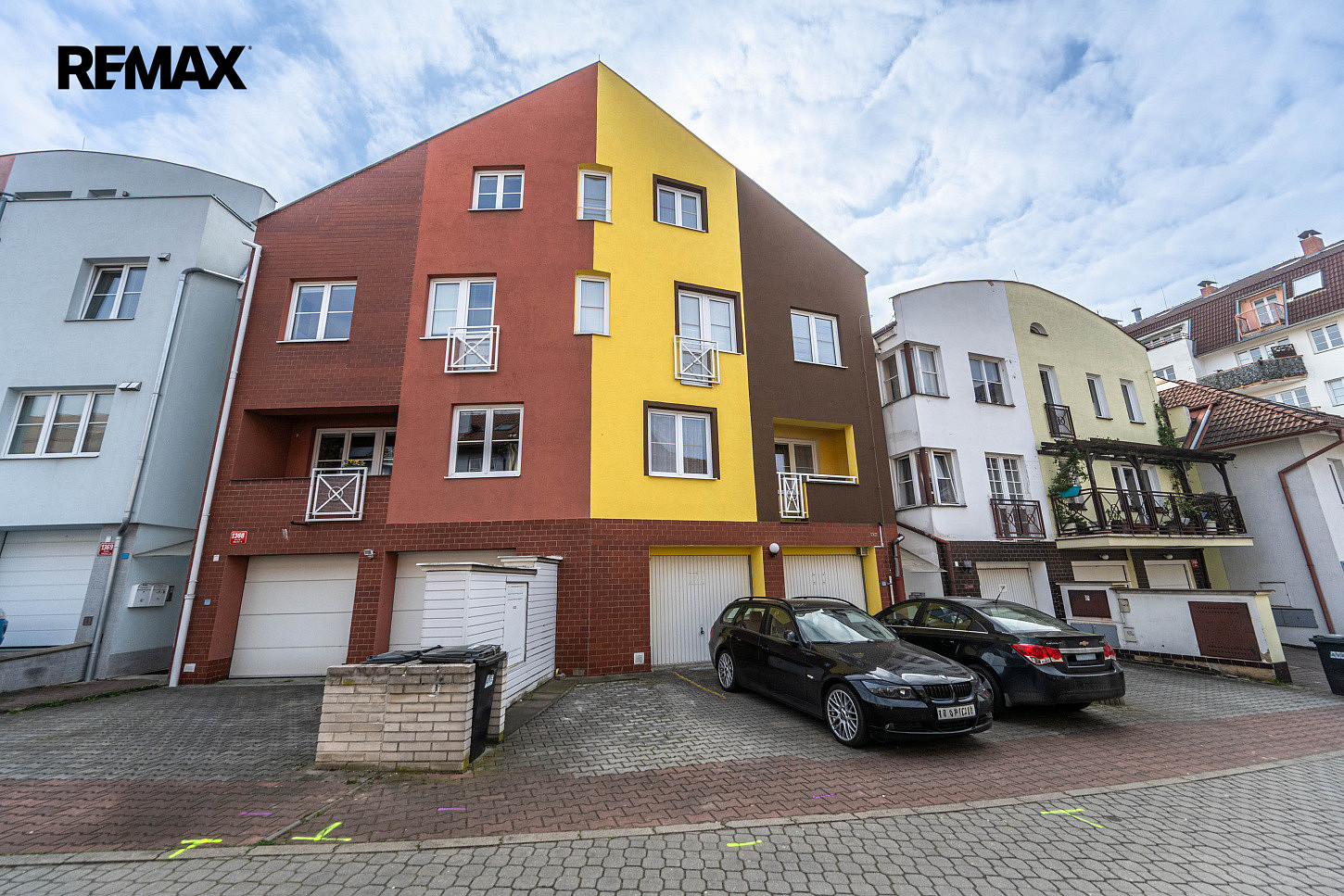 Prodej domu 330 m² s pozemkem 183 m²