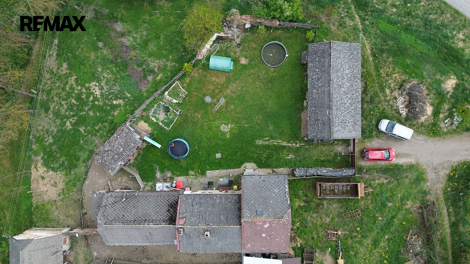 Prodej domu 190 m² s pozemkem 890 m² – fotografie 2