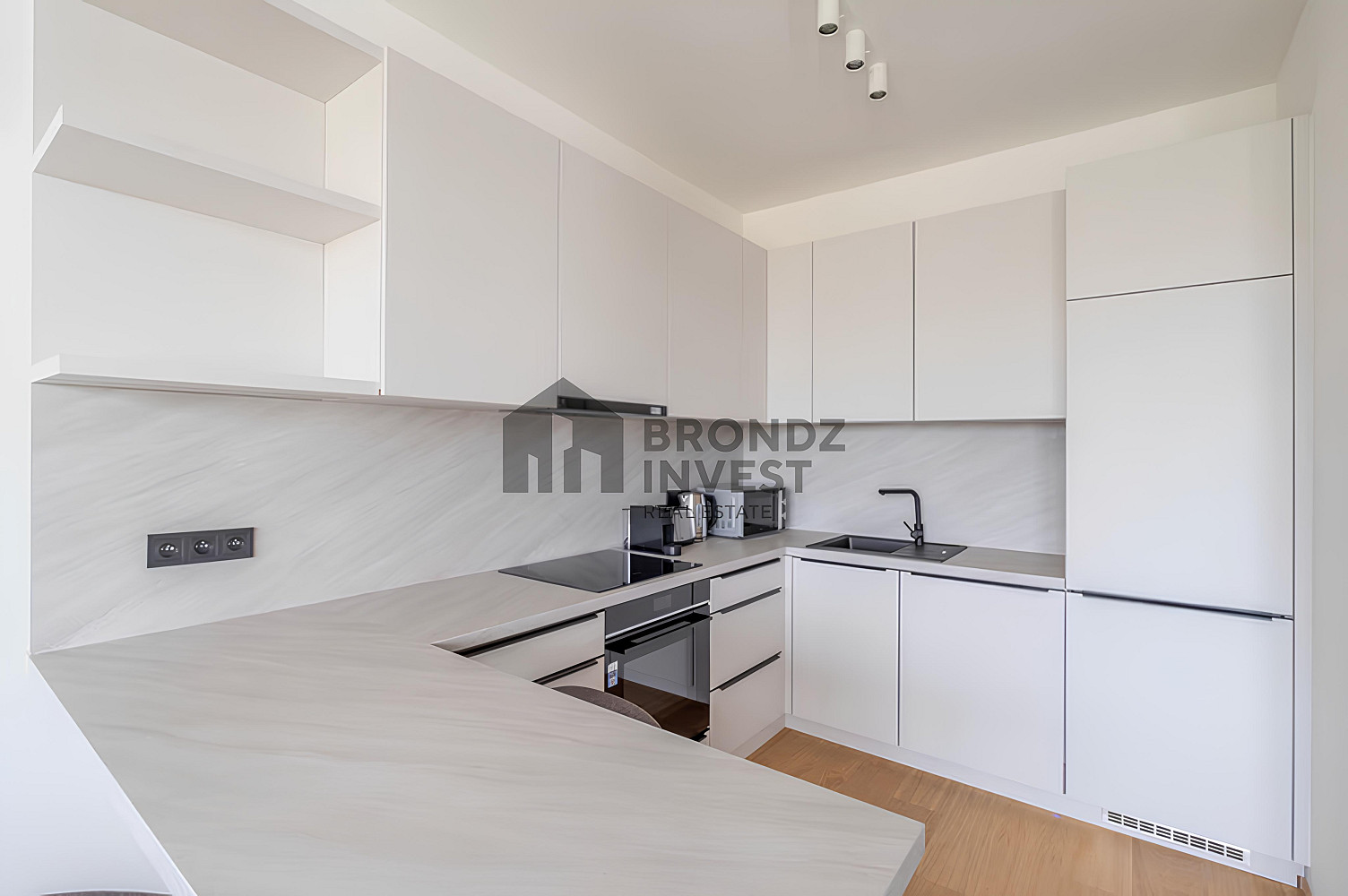 Pronájem bytu 2+kk 55 m² – fotografie 5