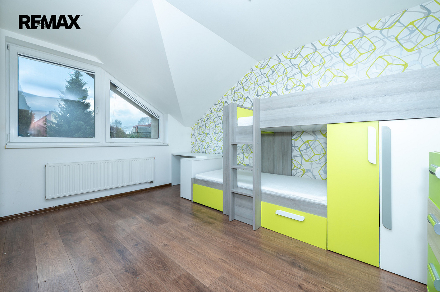 Prodej domu 150 m² s pozemkem 1 368 m² — photo 2