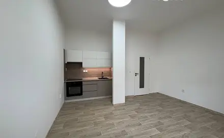 Pronájem bytu 1+kk 28 m², Poděbradova, Náchod