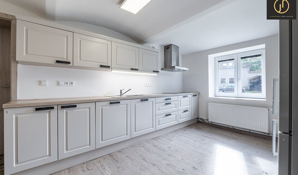 Prodej domu 203 m² s pozemkem 1 153 m², Hředle – náhled fotky 32
