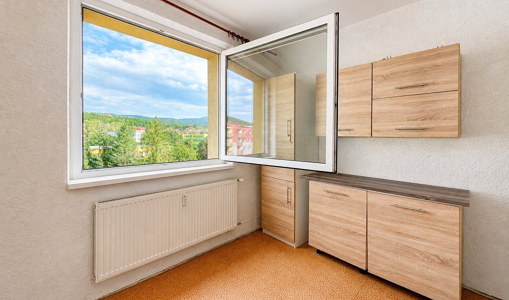 Prodej bytu 3+1 72 m², Jirkov – náhled fotky 10