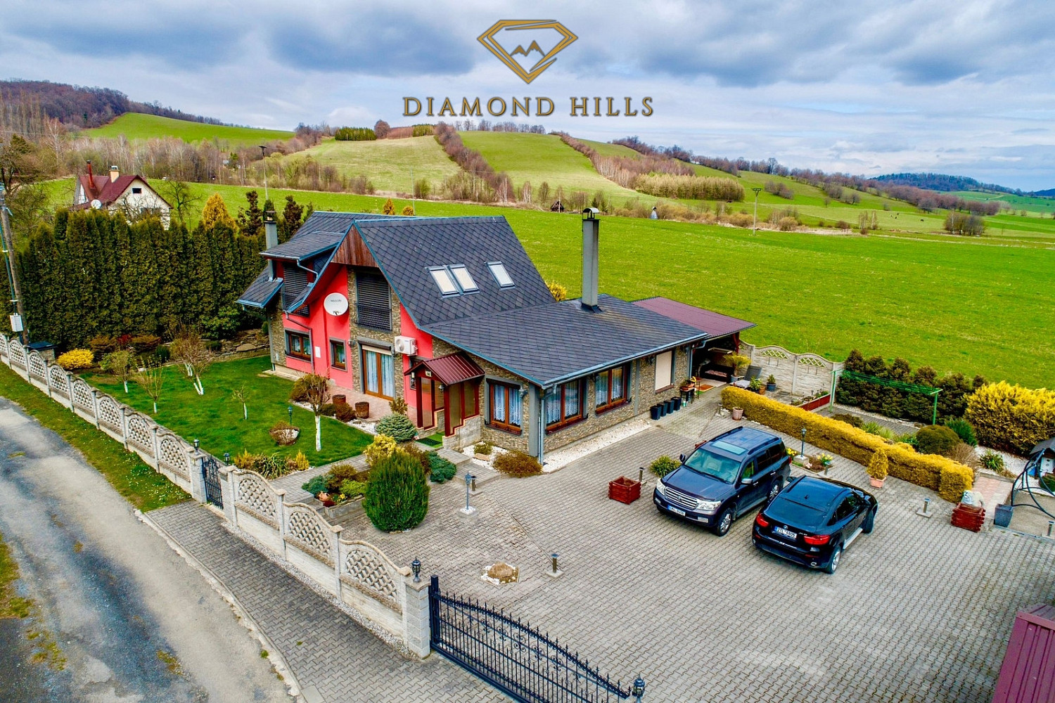 Prodej domu 130 m² s pozemkem 1 591 m² – fotografie 2