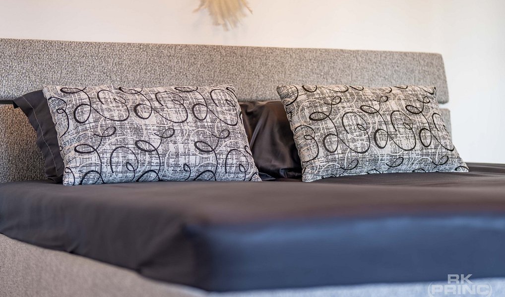 Prodej bytu 1+1 46 m², Praha – náhled fotky 13